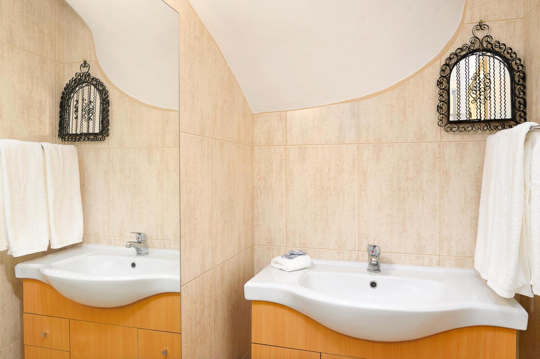 Crals - Casa Da Praceta Apartment บรากา ภายนอก รูปภาพ